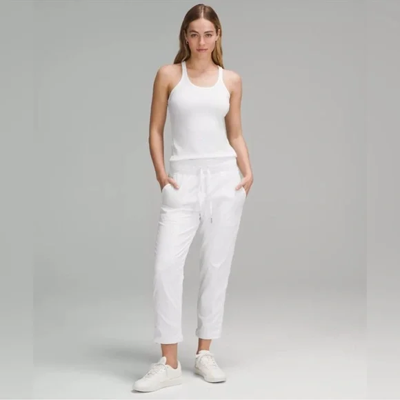 Lululemon Dance Studio MR Crop Size: 10 in White - Picture 2 of 10